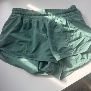 Lululemon hotty hot shorts